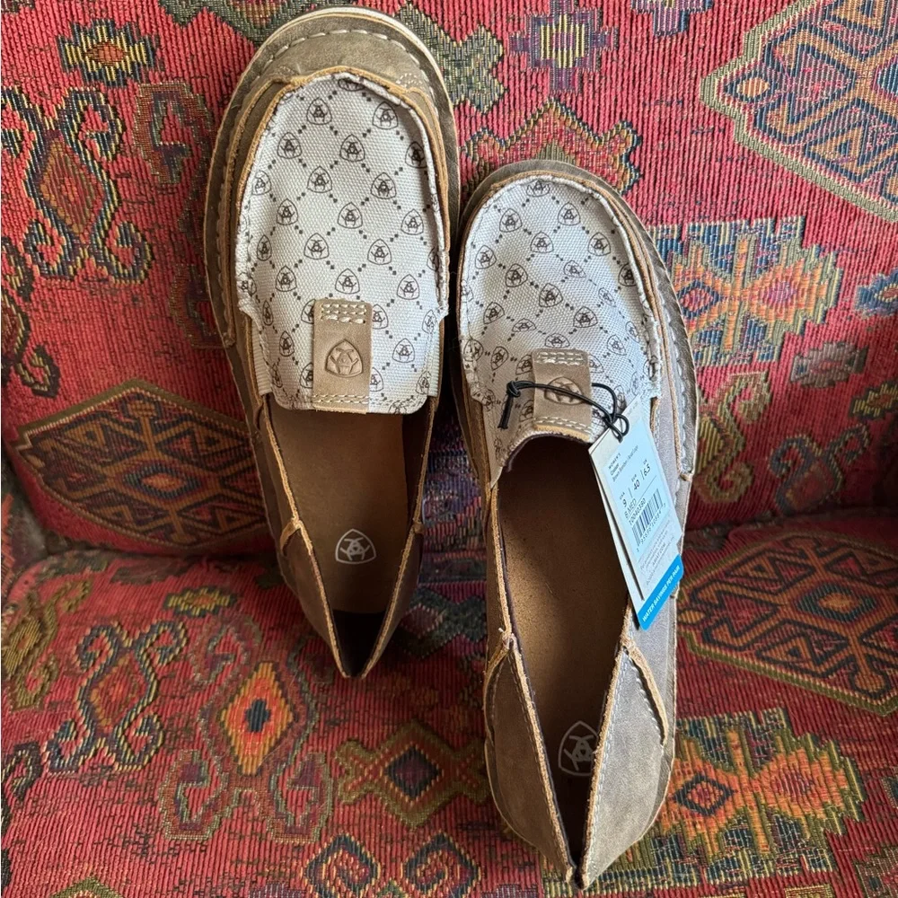 Women’s Ariat Brown and Cream Loafers - Picture 3 of 3